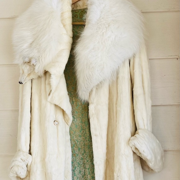 Vintage 1920s Ziegfeld Follies Flapper White Ermine Fur and Fox Collar Coat - Picture 3 of 12